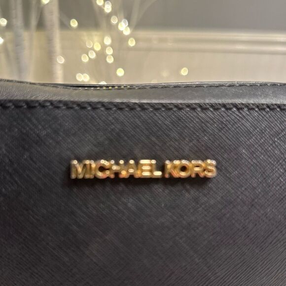 MICHAEL Kors Shoulder Bag - Picture 10 of 10
